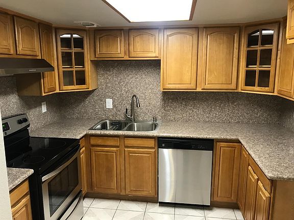 3rd image of 8565 German Dr