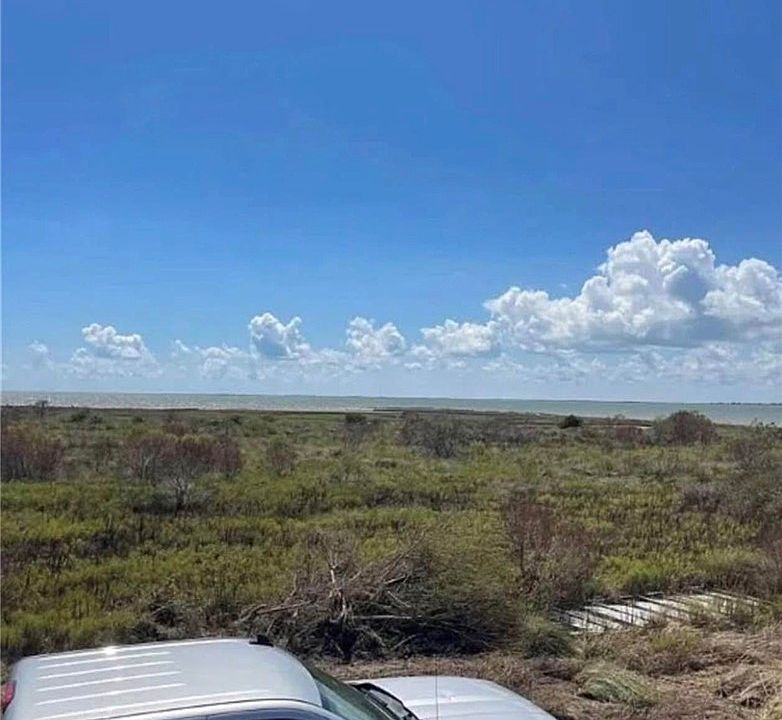 2nd image of 8th St