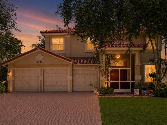 2nd image of 1690 Corsica Drive
