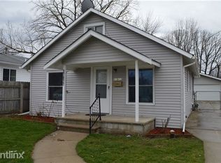 27877 Lasslett St, Roseville, MI 48066