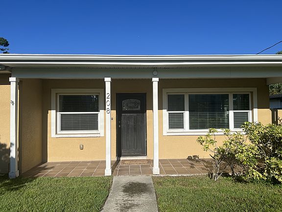 2nd image of 208 N Glen Ave