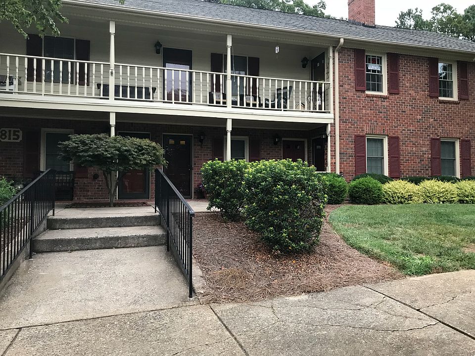1st image of 815 Jamestown Dr APT 6