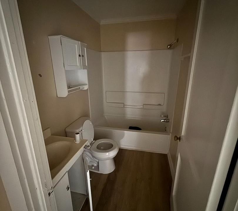 Unit Photo