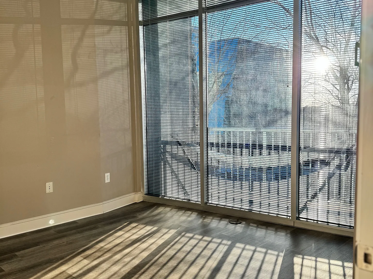950 W Peachtree St — Photo 2