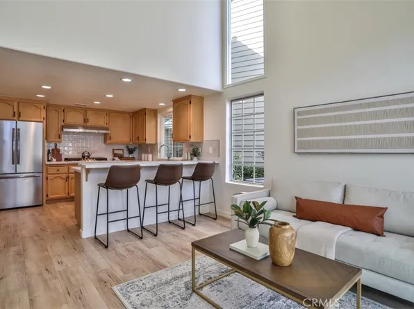 661 Wakefield Ct Unit 101, Long Beach, CA 90803