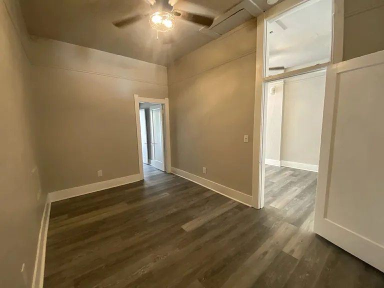 624 SE Main St — Photo 11
