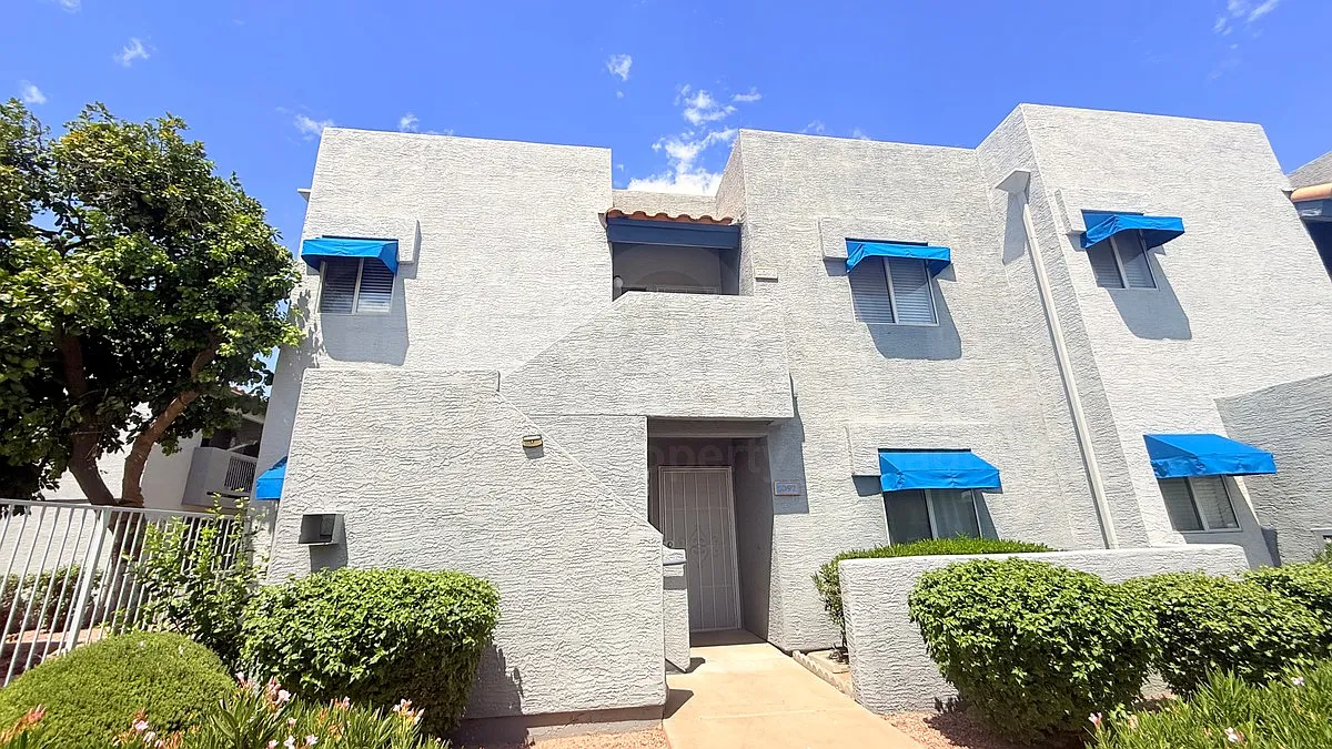 2 bed, 2.0 bath, 1155 sqft, $1,500 — Photo 2