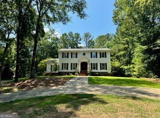 5828 Kentucky Downs Dr, Macon, GA 31210