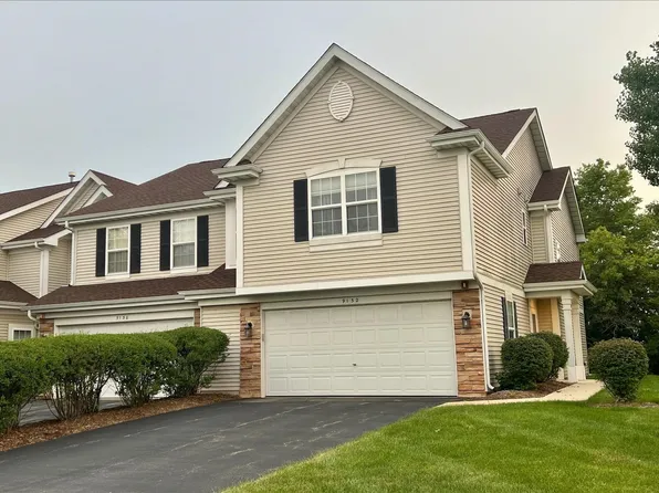 9132 Romeldale Ln, Roscoe, IL 61073