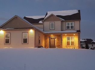 W229N4428 Bridge St, Pewaukee, WI 53072