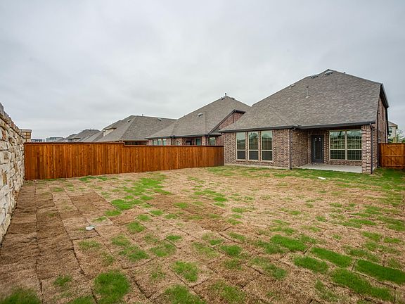 3rd image of 3013 Damsel Sauvage Ln