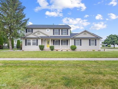 1206 N Finch Dr, Bowling Green, OH, 43402