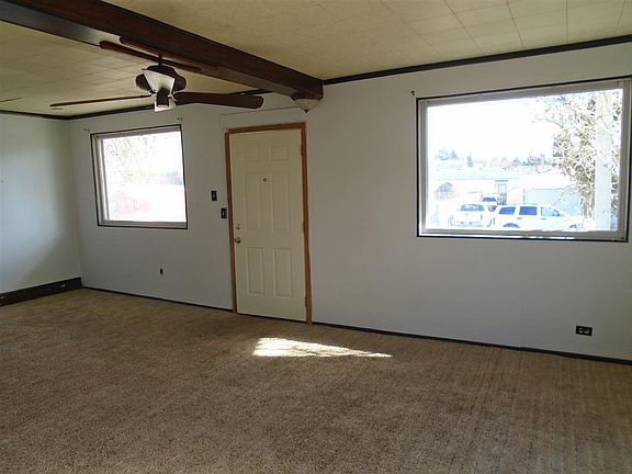 2nd image of 211 N Jefferson St