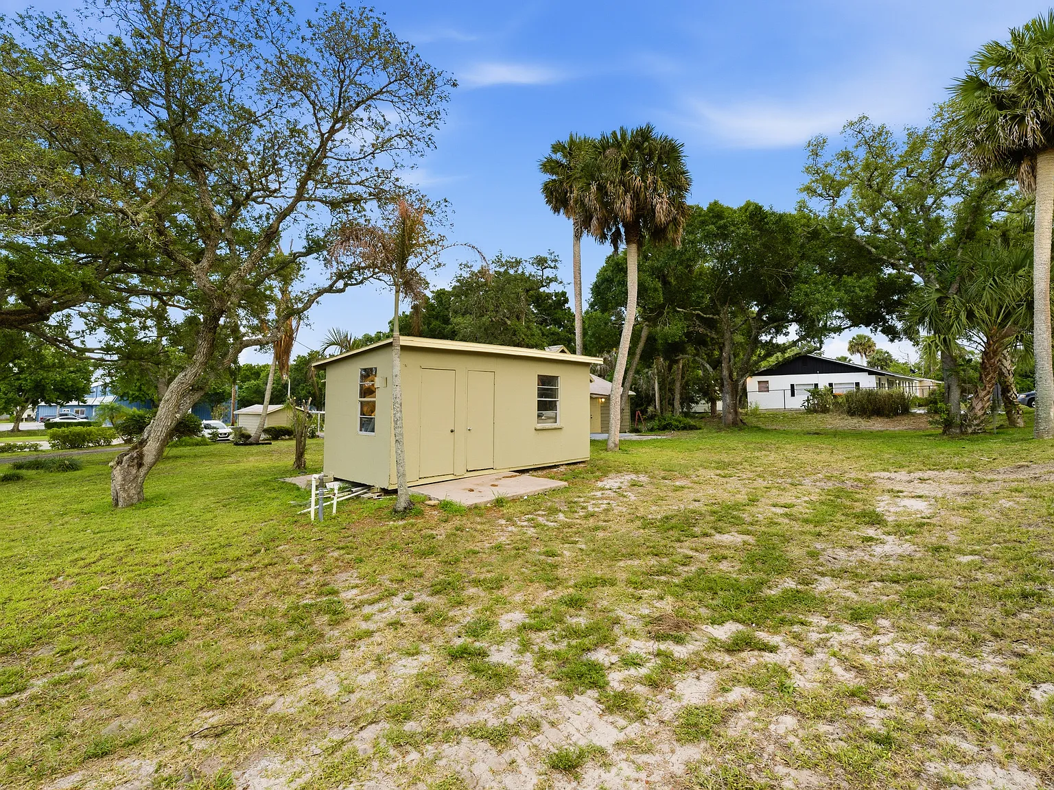 399 Old Dixie Highway - V399 — Photo 4