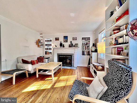 3rd image of 5329 Saratoga Ave