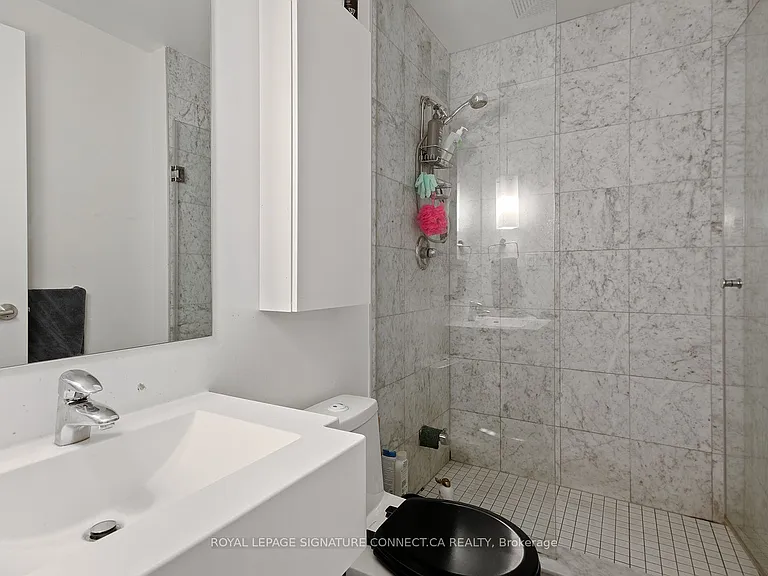8 The Esplanade #808 — Photo 4