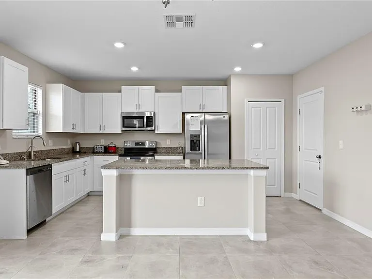 7109 Paradise Island Ct — Photo 16
