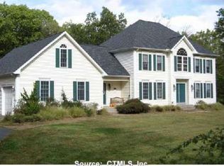 9 Mountainside Rd, West Hartford, CT 06117