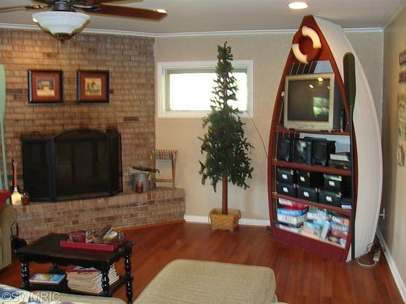 2nd image of 3709 S Duck Lake Dr