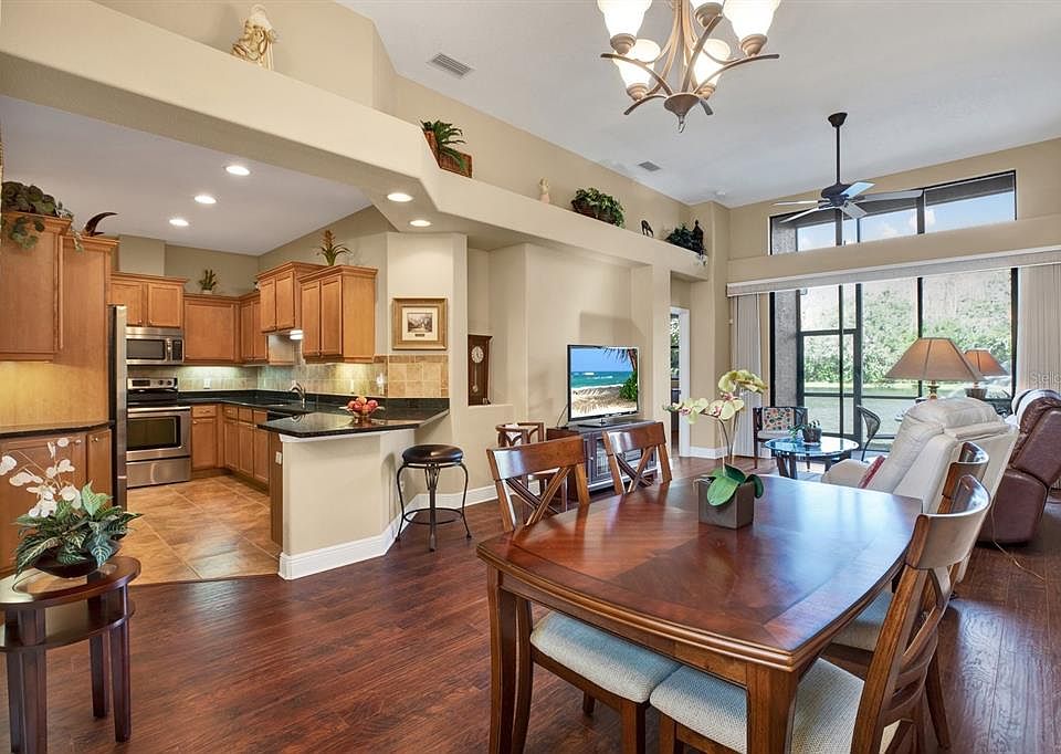 4813 Michelle Ln, Palm Harbor, FL 34684 | MLS #TB8356447 | Zillow