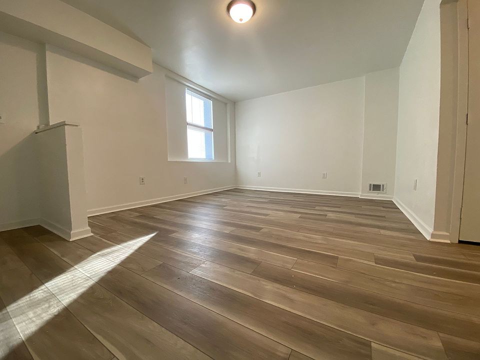 1st image of 4007-4011 Aspen St #16795236