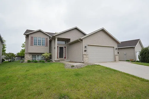 2770 Tomah Pl NW Photo 1
