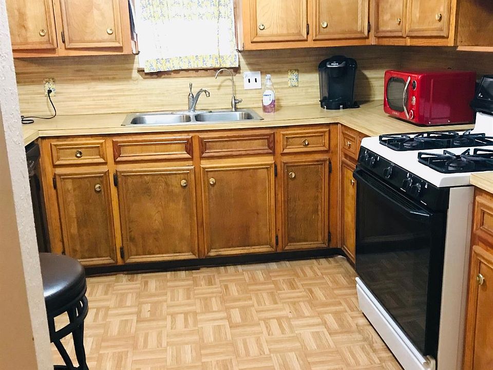 2nd image of 2306 77th Pl
