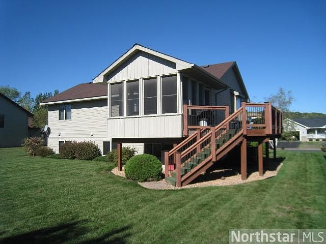 2nd image of 960 Leroy Ln