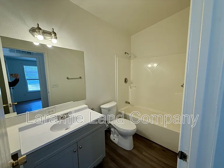 388 N Buchanan St #A — Photo 7