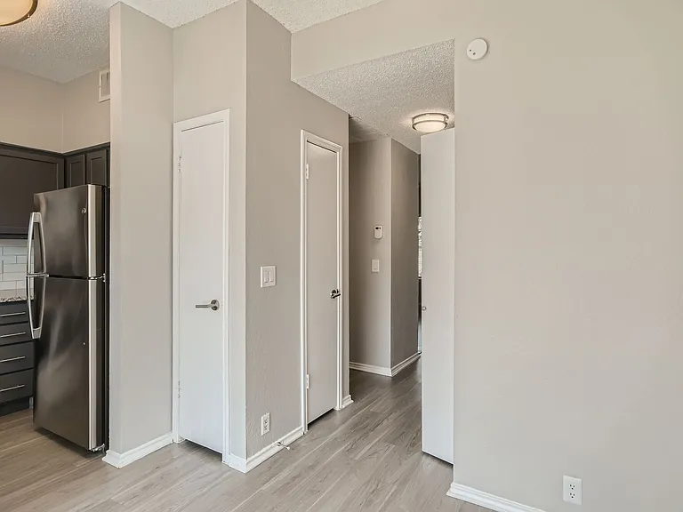 The Tallows Apartments — Photo 40