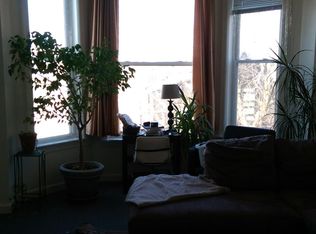 1953 W Roscoe St STE 1, Chicago, IL 60657