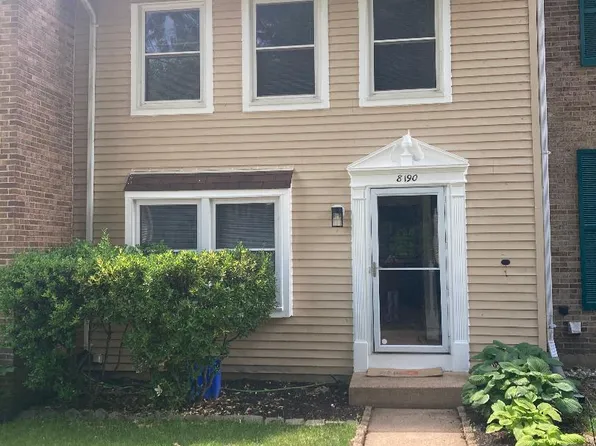 8190 Curving Creek Ct, Springfield, VA 22153