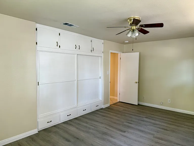 6074 Palm Ave — Photo 13