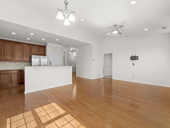 5th image of 216 Corning Fairbanks Way #216