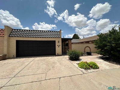 909 W Caprock St, Hobbs, NM, 88240