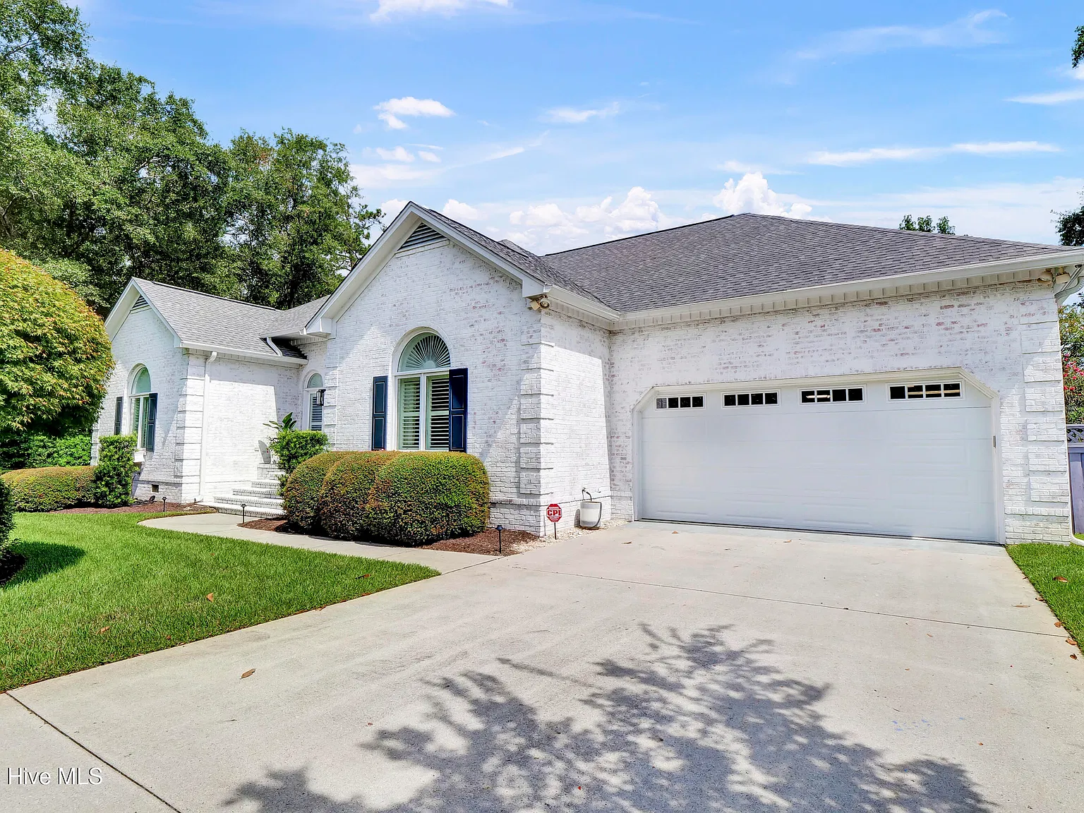 5 bed, 4.0 bath, $6,500 — Photo 3