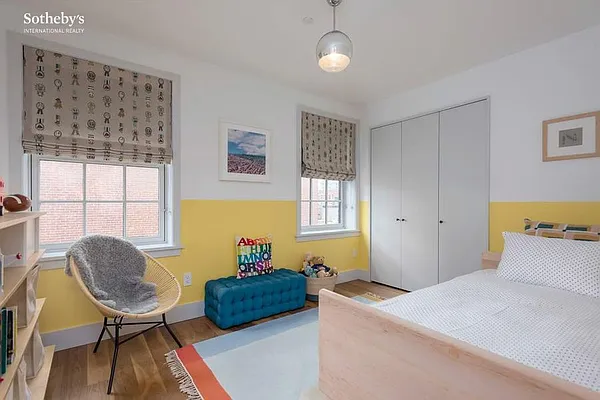 Sold by Sotheby's International Realty | media 31