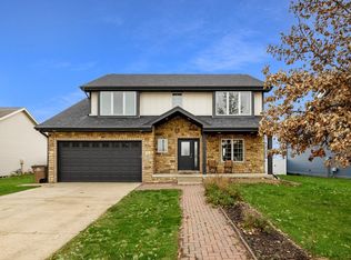 1009 2nd Ave NW, Altoona, IA 50009