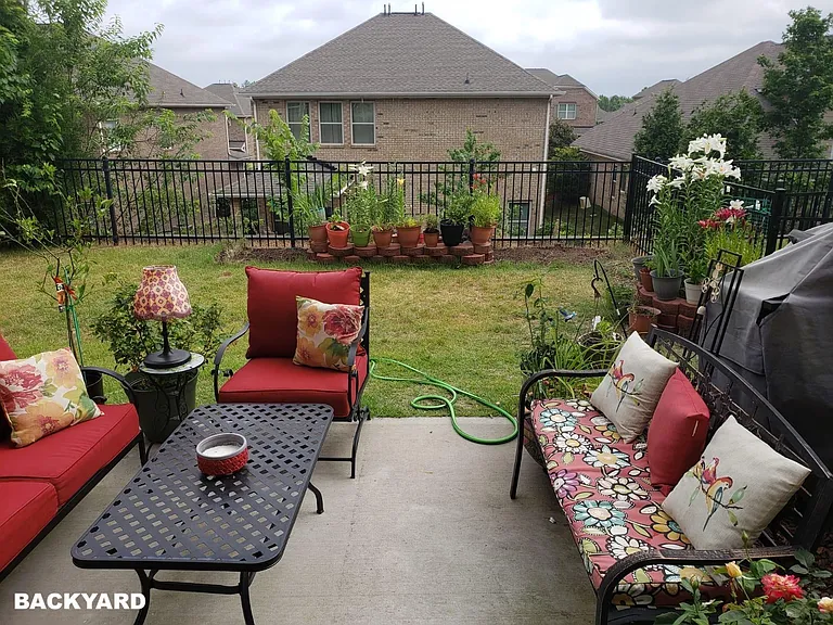 9615 Camberley Ave NW — Photo 10