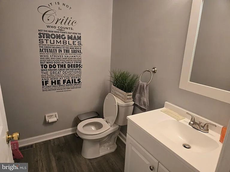 601 Magnolia Ct — Photo 8