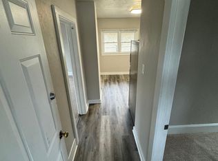 826 N 6th St #2, Manitowoc, WI 54220