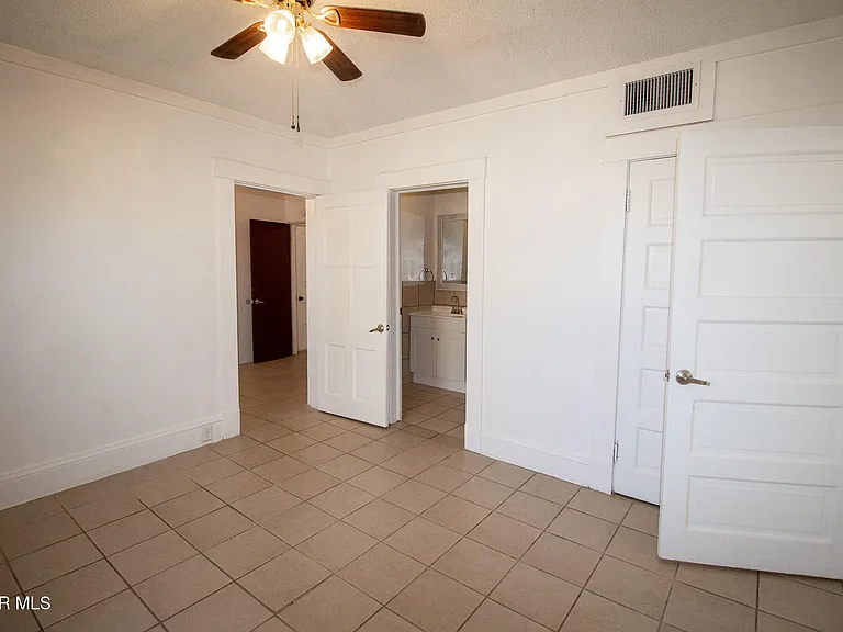 3510 Porter Ave #1 — Photo 8