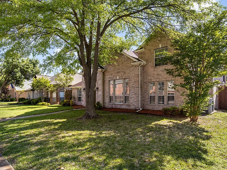 3309 Grantham Dr — Photo 30