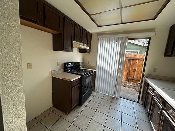 5th image of 8915 La Haya Dr