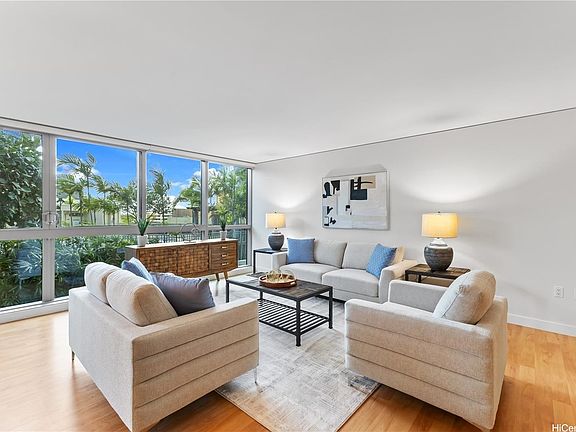 3rd image of 1177 Queen St APT 708