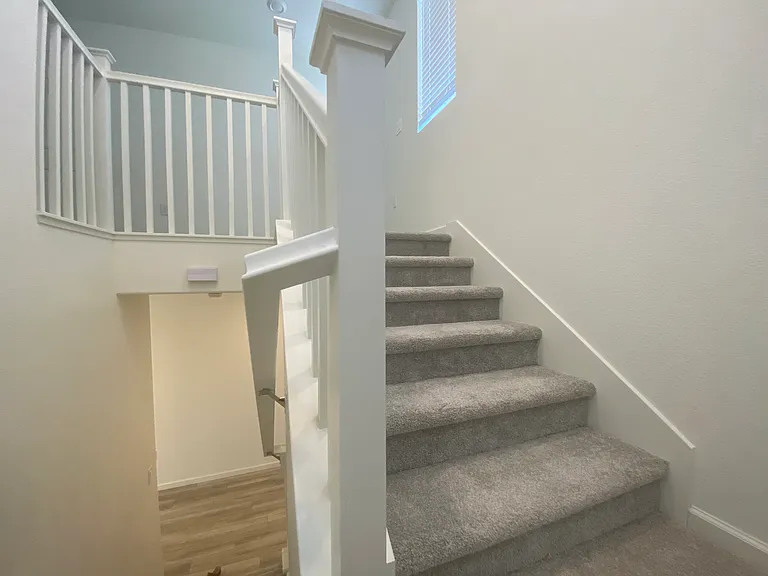 564 Spalding Way — Photo 10
