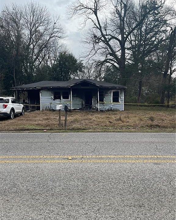 2nd image of 634 N Preston St