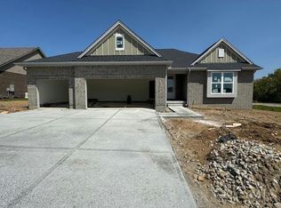 3701 Silax Dr, Hamilton, OH 45013