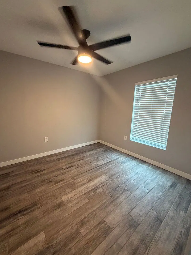 4 bed, 3.0 bath, 1683 sqft, $2,200 — Photo 3