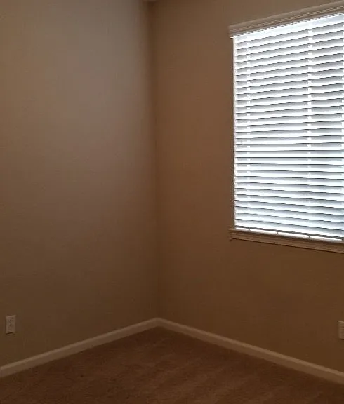 12015 Country Garden Dr — Photo 14